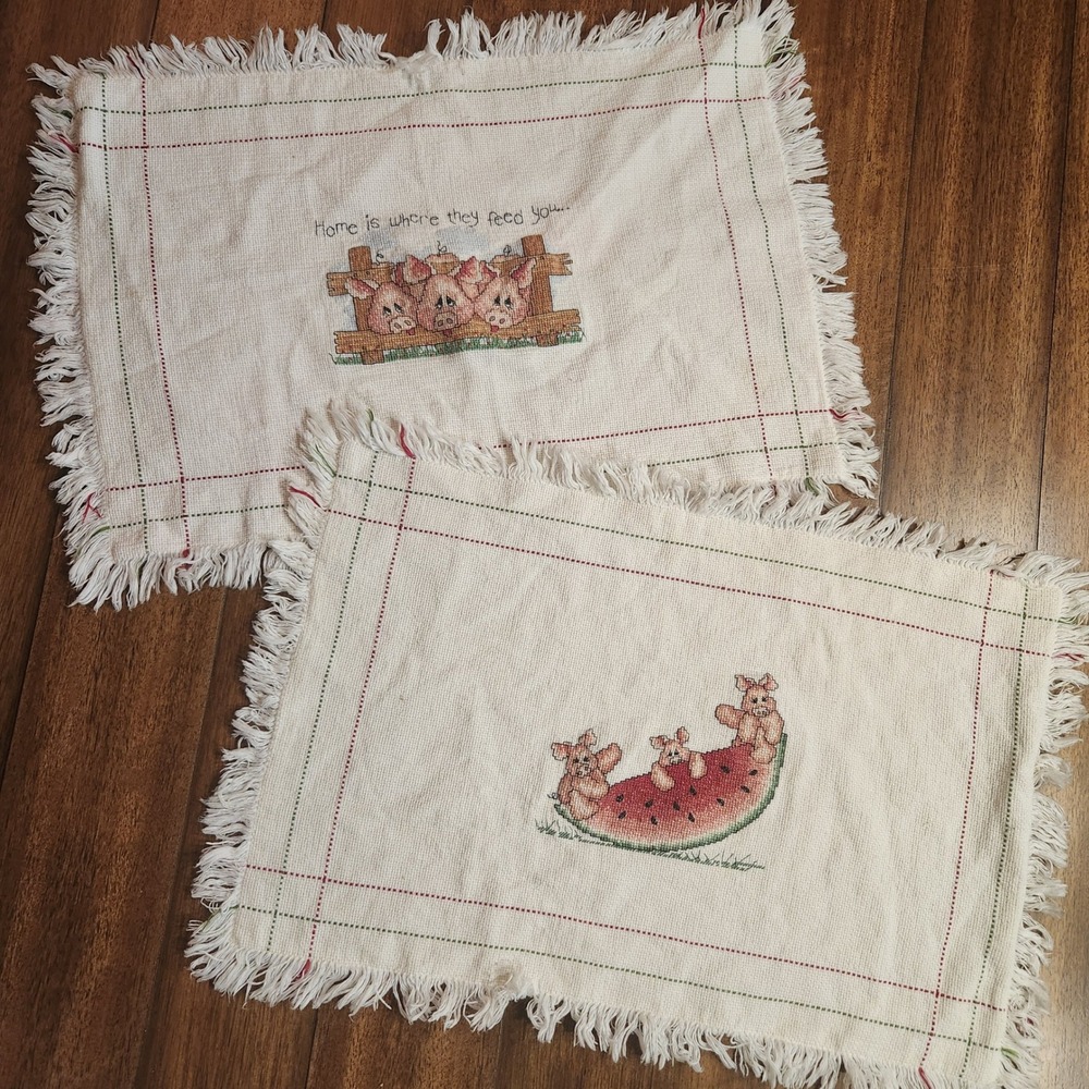 Set‎ of 2 Hand Embroidered Pig Placemats Wall Decor Rustic Farmhouse Decor